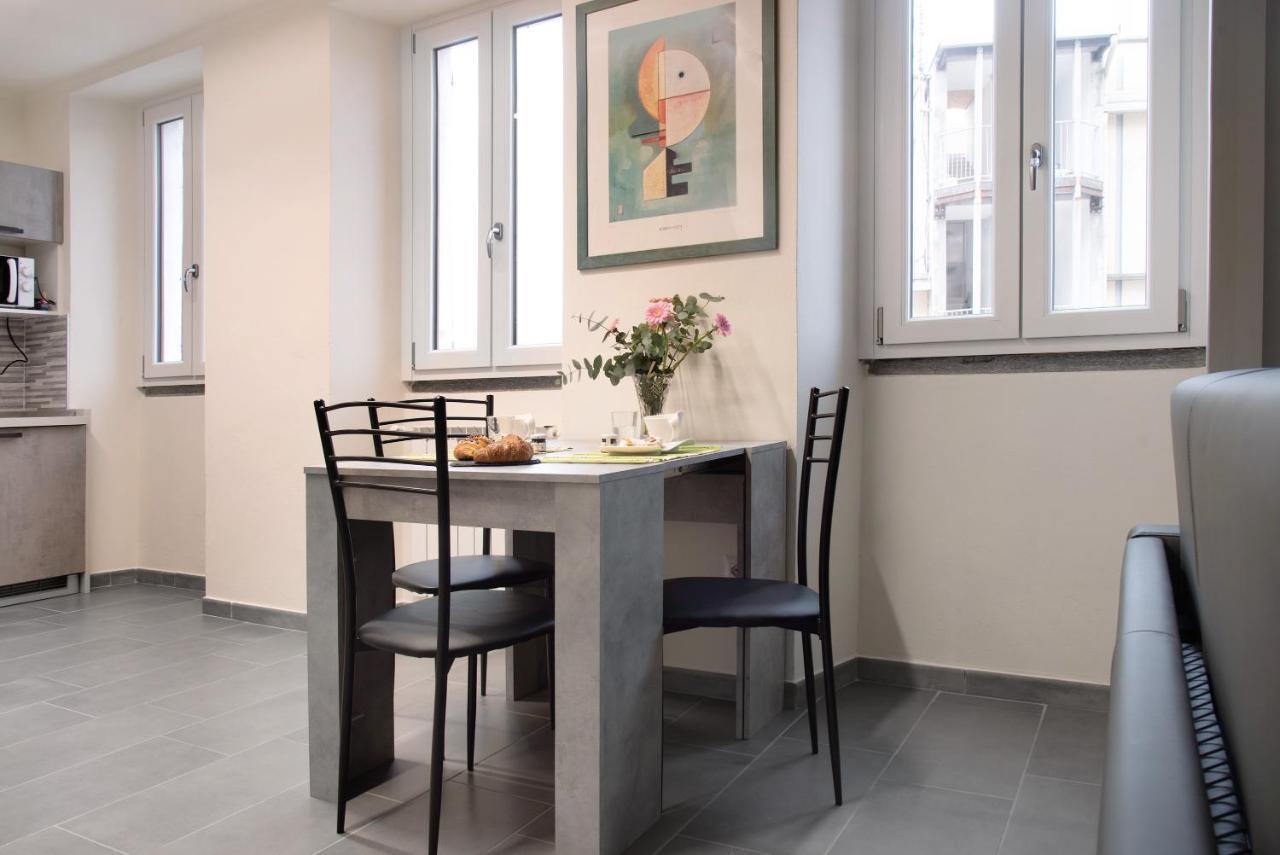 Efihouse Lago Maggiore Apartment Luino Bagian luar foto