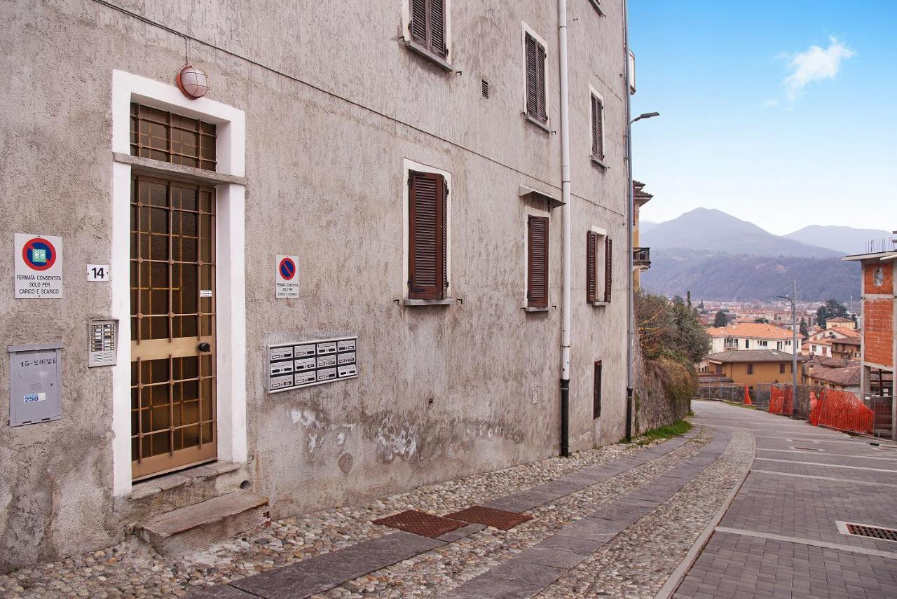 Efihouse Lago Maggiore Apartment Luino Bagian luar foto